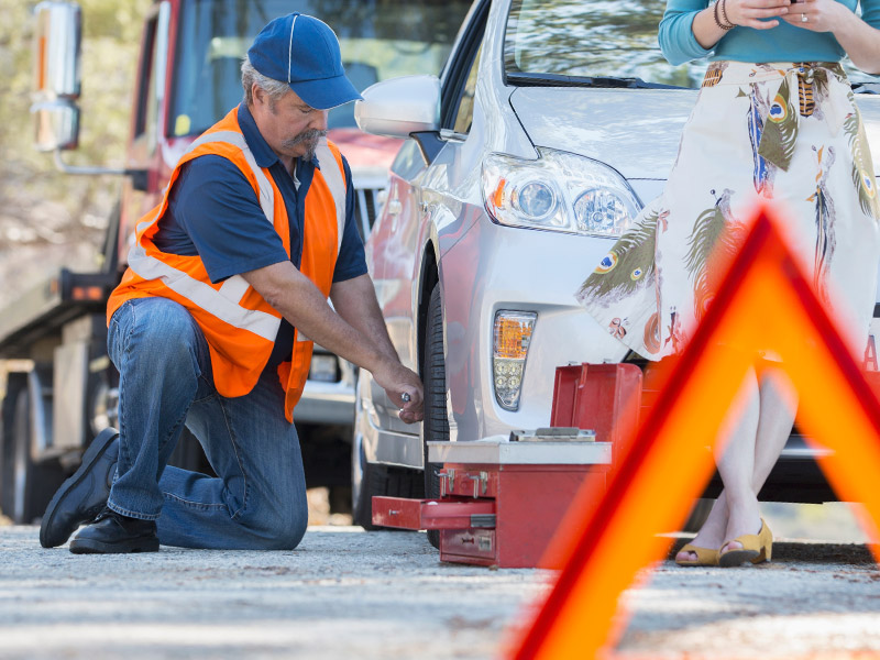 Roadside Assistance Nashville Flat Tire Change Service All Out Towing