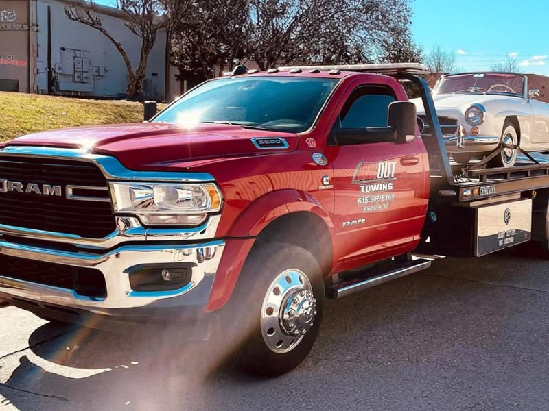 Jump Start Service Nashville and Classic Car Towing All Out Towing